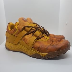 Under Armour UA Valsetz Trek Camo Golden Yellow
